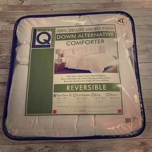 NEW Twin XL comforter